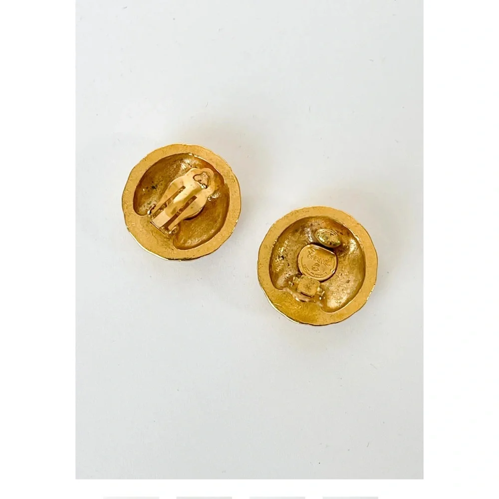 CHANEL Earrings AUTH Coco‎ Logo Mark CC Clip on Gold One Vintage Rare - Picture 11 of 11